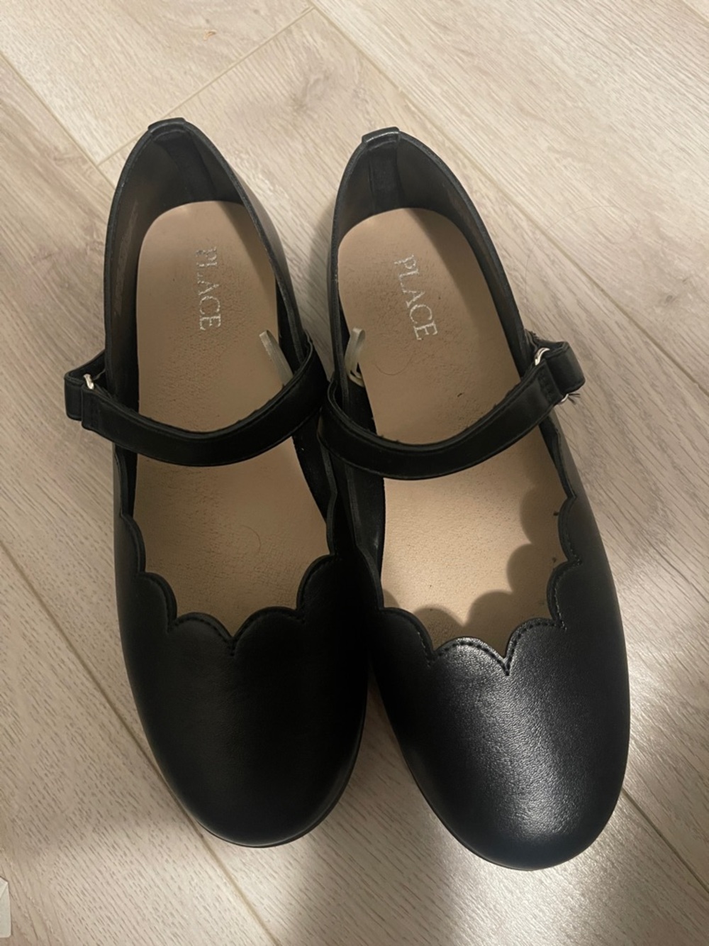 Place Black Scalloped Strap Flats